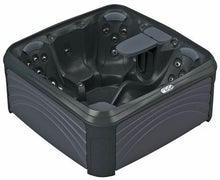 Load image into Gallery viewer, Dreammaker 2500L Hot Tub
