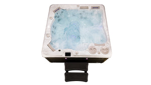 Hydropool Self-Cleaning 790 Hot Tub