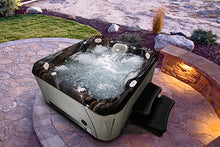 Load image into Gallery viewer, Hydropool Serenity 6600 Hot Tub
